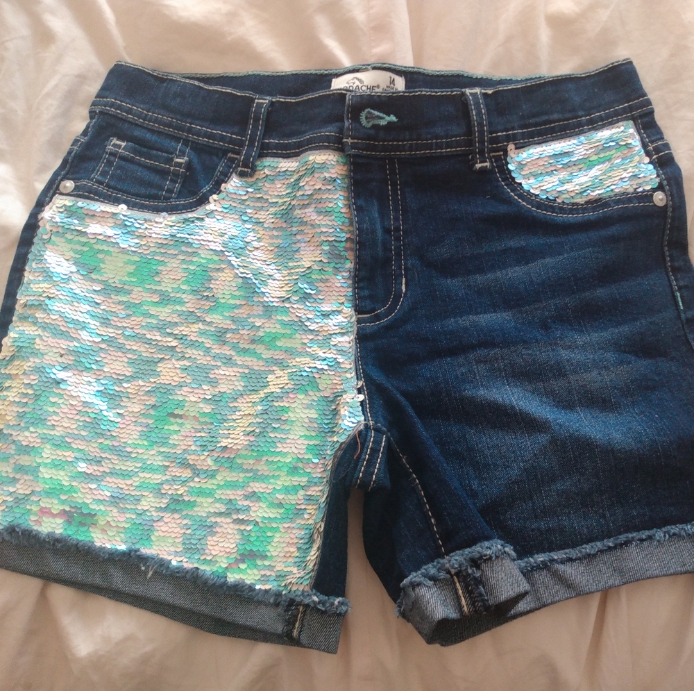 Girls shorts